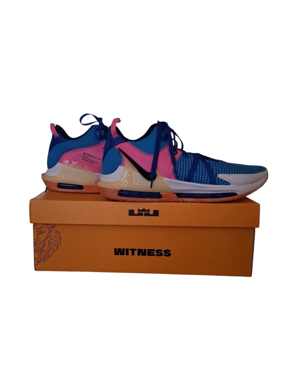 Nike Lebron Witness Womens/mens Basketball Sneakers Blue & Pink Size W14/M15.5